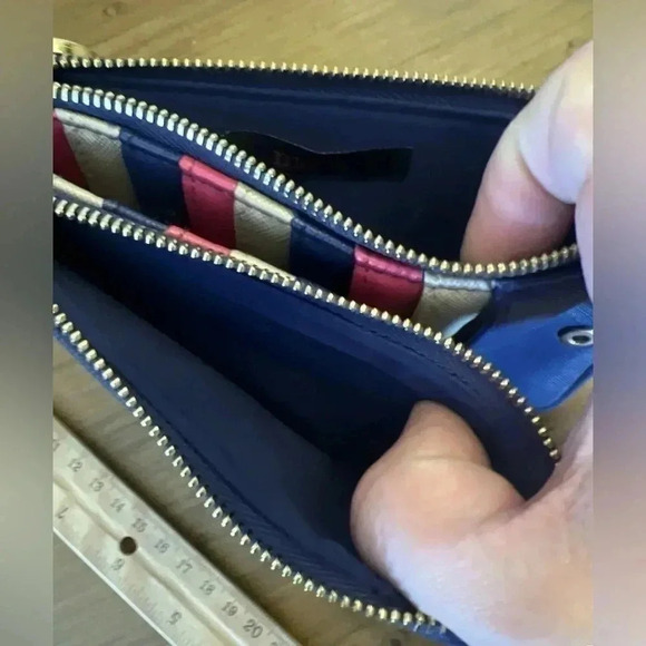 mark. 12 Place Credit Card Wristlet Wallet - Picture 5 of 9